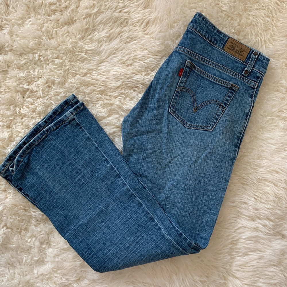 Levi’s 537 Low-rise Flare Jeans